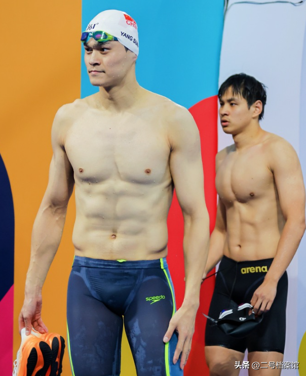 18岁张展硕夺冠破纪录不到24小时	，恶心和暖心的一幕都出现了