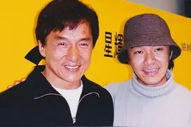 1993年香港电影漫谈，从来不输的周星驰，这一年春节败给了成龙！图片