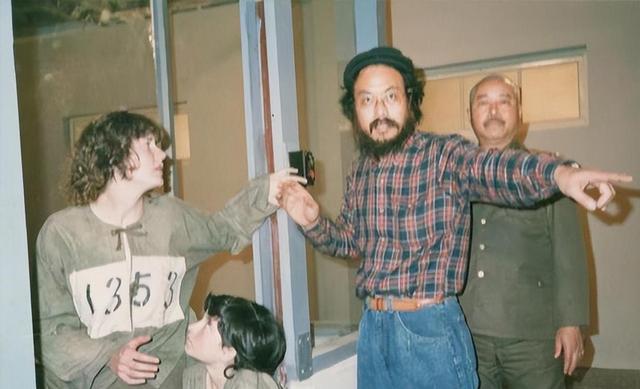 “禽兽”导演牟敦芾，30年前拍南京大屠杀，尺度大未能在内地上映