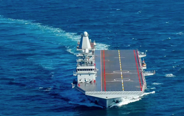 中国突然亮出武统巨舰，火力堪比055	，美军设想，又被中国实现