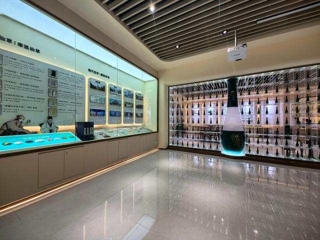 探访天山雪莲主题馆 解锁天山雪莲背后的生态守护与产业发展之路