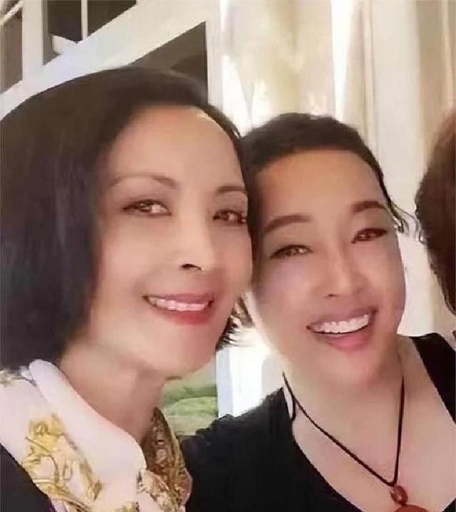 回国5天后安详离世！生前花20万美元盖学校，弥留之际包机回中国