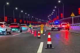 注意！乌鲁木齐最新提醒：这些车辆禁止在高架道路通行！图片