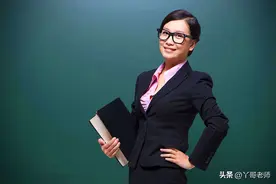 校长当众扇了我一巴掌，我迅速昏倒在地，人生迎来转折点图片