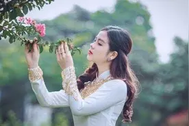 女人经常这样主动，会亲手毁掉婚姻，男人也不会为你停留半分图片