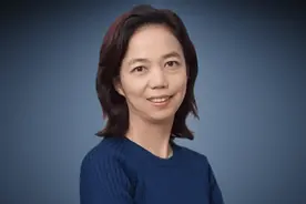 李飞飞，最火AI女王图片