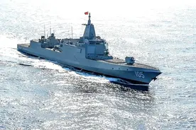 四艘055齐聚南海，448个垂发单元严阵以待，菲海军称不会开第一枪图片