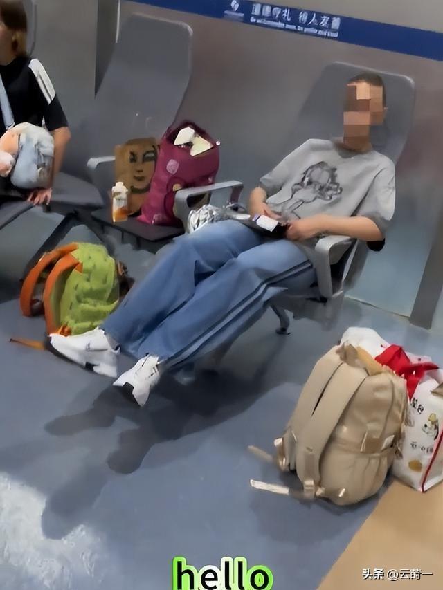 后续！老外带火机坐飞机被举报，地勤人员态度惹争议，官方回应