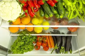 这10种蔬菜很“怕冷”，放进冰箱坏得更快！科学保存黄金法则来了！图片