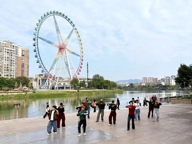 走！晒太阳去！