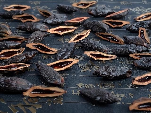 1亿人戒不掉的致癌零食：明明害人无数，为何不禁售呢？