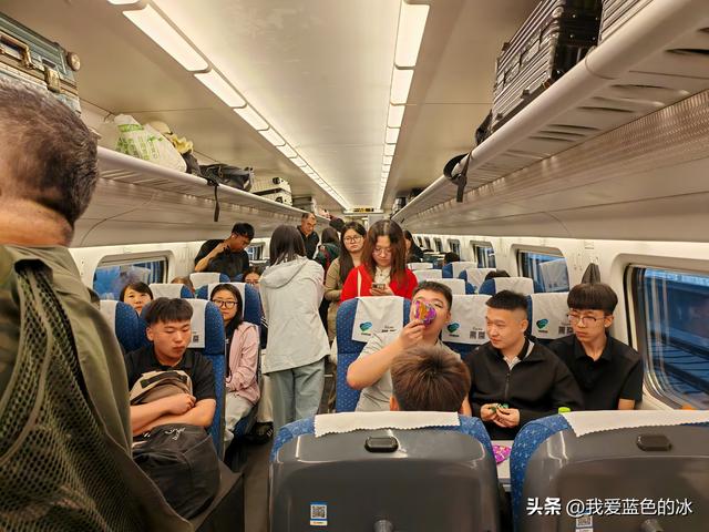 早晨六点出门，下午五点来到了山西地盘最大的城市忻州市