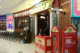 加盟商割不动、粉丝不买单，红极一时的明星餐饮集体倒闭图片