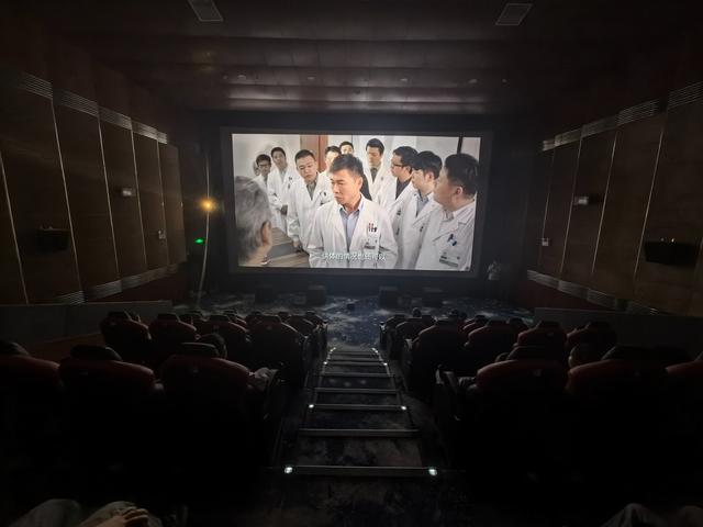 2025年省科技馆“光影科学梦”系列活动圆满收官