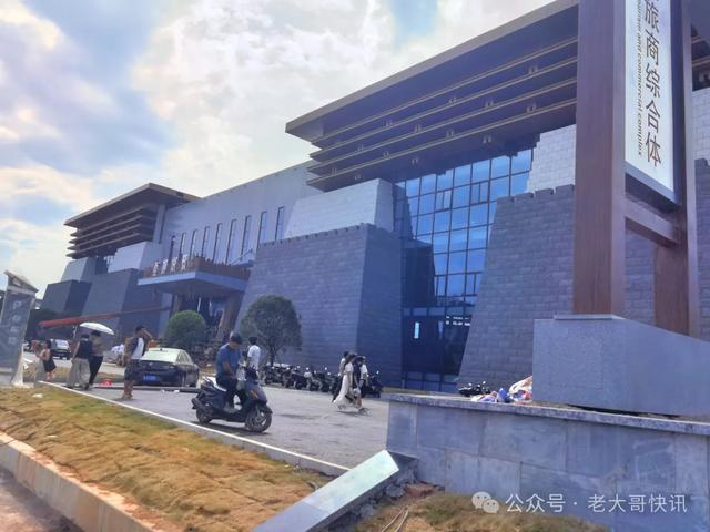 榆树湾：四小时漫游，邂逅一场流动的盛宴