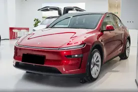 起售价26.35万，至高续航719km，25款特斯拉Model Y上市图片