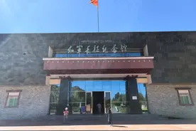 全国有众多长征纪念碑，为啥国家级长征纪念总碑会建在四川阿坝？图片