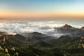 泰山仅有1532.7米，为何冠以“五岳之首”？图片