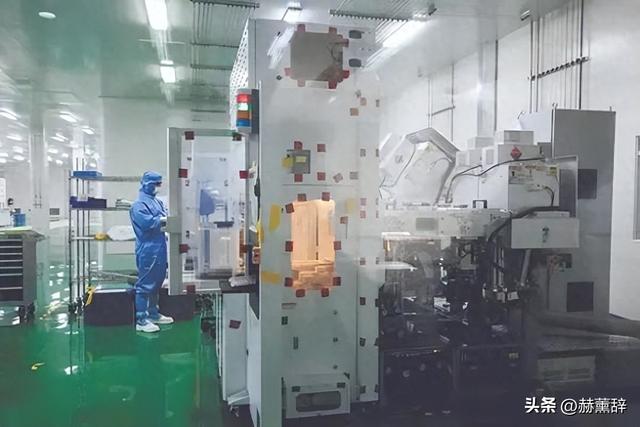 中国重击美国，又抓住大内鬼，还有重大利好，特朗普笑不出来了