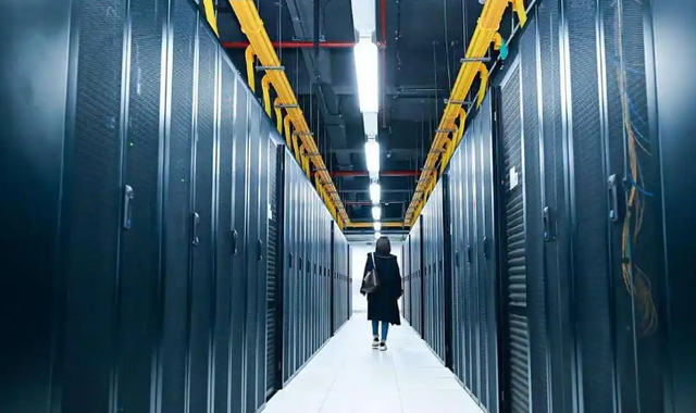 全是套路！英伟达当AI“央行”？千亿投OpenAI，银行不敢投它敢接