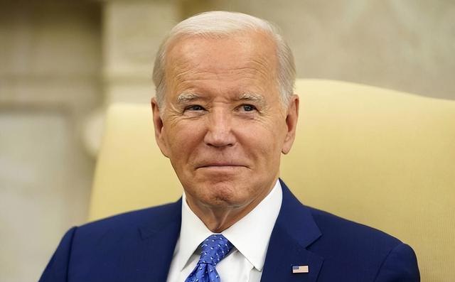 美国曝出惊天丑闻！拜登可能根本“没当过”总统	，任期签名非本人