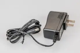 为什么电源适配器会烧坏?图片