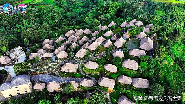 《西双版纳 澜沧行》漫山云雾绕左都，佤寨风情入画来
