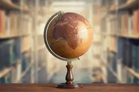 科学家发现：地球正变得越来越歪，原因可能是人类做的这件事图片
