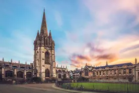 西班牙非盈利签证的利与弊图片