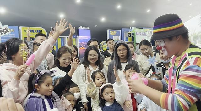 央视两度聚焦！咸阳高新为何如此出圈→