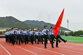 警校生又一就业优势，进入烟草公司，平均年薪20万图片