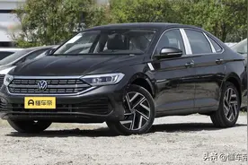 新车 | 售12.79万元起/可加92号汽油 新款大众速腾实车到店 朗逸同级图片