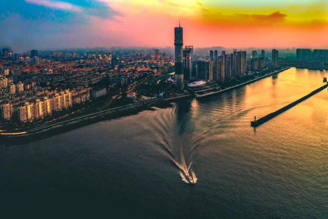 叮！你有一份上海秋日漫步地图待解锁→