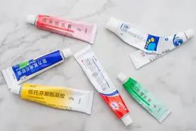 总是被各种皮肤病困扰，那就了解下这5种，好用又方便的药膏吧图片