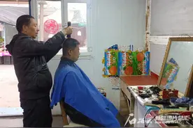 乌鲁木齐这些10元以下理发店多年没涨价 咋坚持下来的？图片