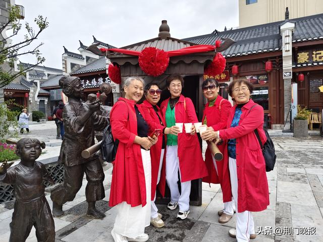 乘襄荆高铁 游荆襄古道！襄阳500人高铁首发团畅游荆门