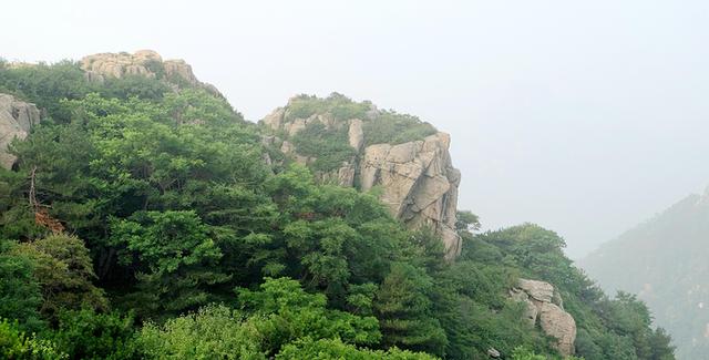 为什么越来越多人夜爬泰山？网红打卡背后的安全盲区令人警醒
