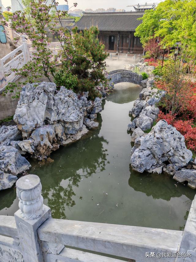 闲逛菏泽市老城曹州。这里的慎思园成了婚纱照的网红天堂了