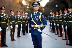 三军仪仗队亮相外国，展示大国威仪。国外网友沸腾了！图片