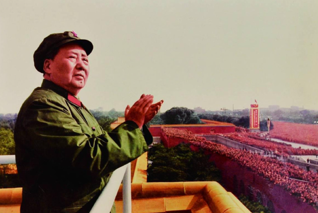 古人指出北平建都有巨大弊端，毛主席也犹豫，一高人帮他下定决心