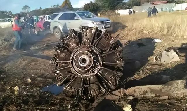 又是美国飞机！34年老货机起飞瞬间解体，百万升燃油烧出人间炼狱