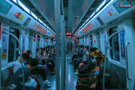 越闹越大！盲女孩杭州地铁被辱后续：评论区实锤！整个杭州被牵连图片