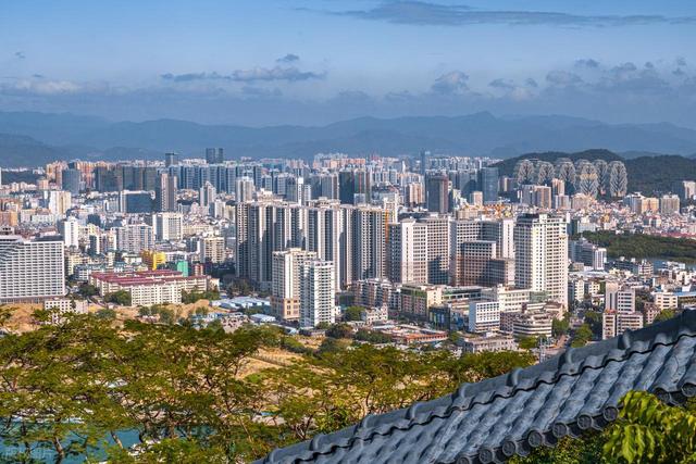 三亚地位不保？东北人悄悄换目的地，一去西双版纳就不想回来了