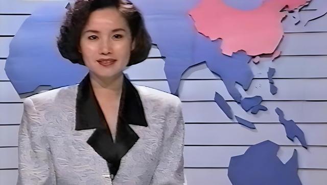 64岁徐俐晒北京小院，和二婚丈夫住农村平房，院子大得能跑步