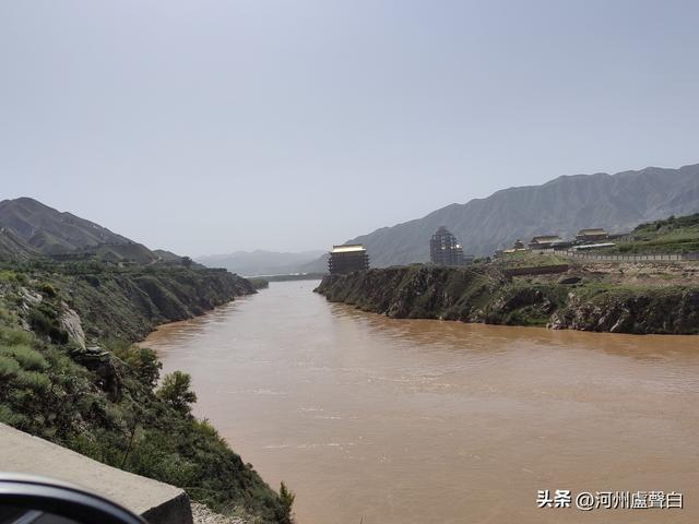 什川东北的黄河峡谷