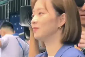 笑喷了！石川佳纯终于和马龙见面了，马龙媳妇“躺枪”。评论笑死图片