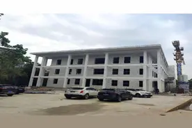 岳阳县第二中学：狠抓安全规范施工 高效推进“徐特立项目”建设图片