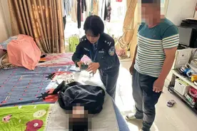 少年因病行动不便，大安公安民警暖心上门办证图片