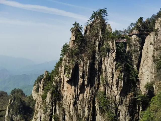 “天下无双圣境,世界第一仙山”的河南洛阳老君山