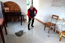 一人拖地，全家致癌？提醒：拖地时的几个坏习惯，你占了几个？图片